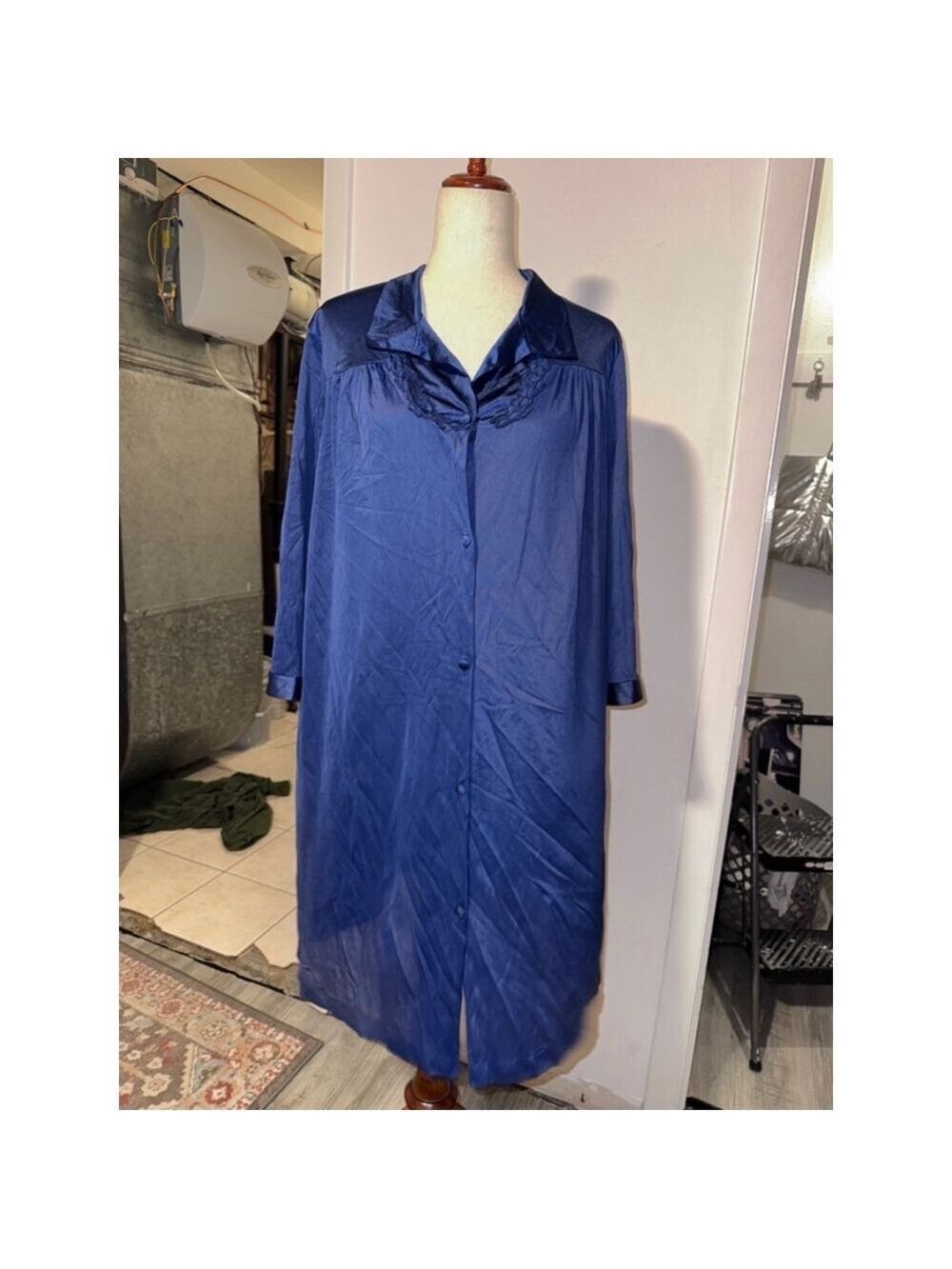 Vintage Vanity Fair gown sz lg collar half sleeve nylon deep blue